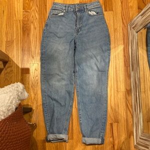 H&M light washed mom jeans